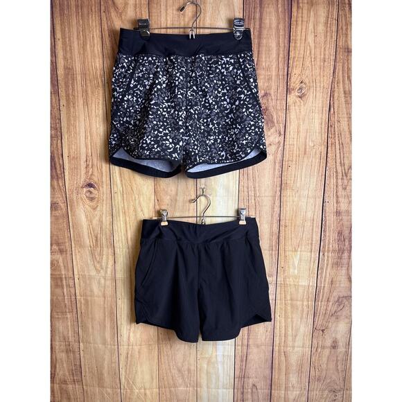 Land's End Bundle Shorts Pockets with Underwear Liner Size 4 - Picture 1 of 7